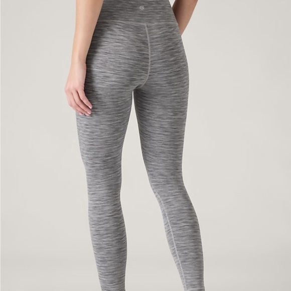 New with Tags | Athleta | Transcend High Rise Texture 7/8 Legging - Picture 3 of 6